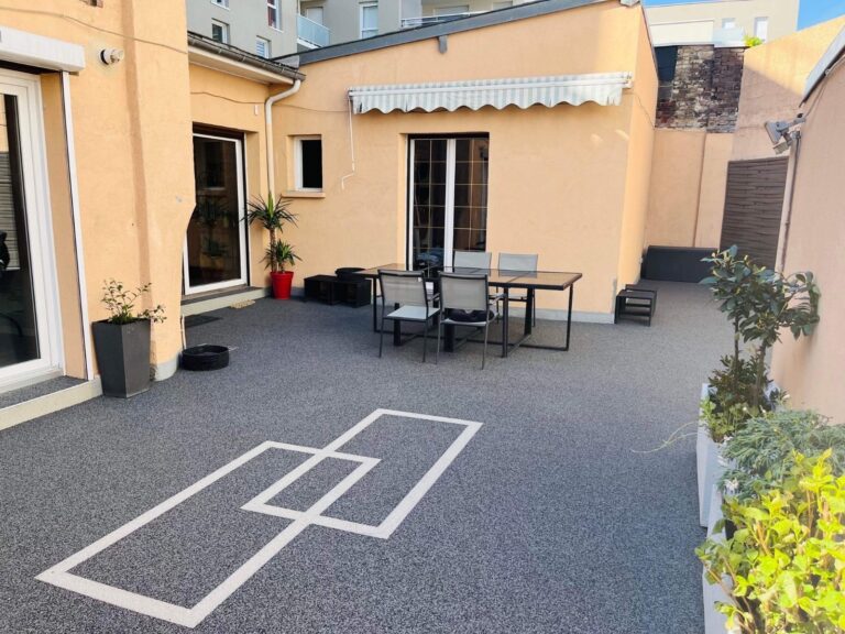 moquette-de-pierre-sol-souple-poseur-terrasse-1