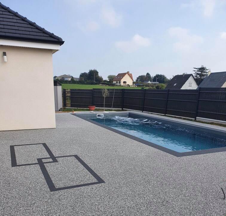 plage-de-piscine-moquette-de-pierre-sol-souple-poseur-resine-7